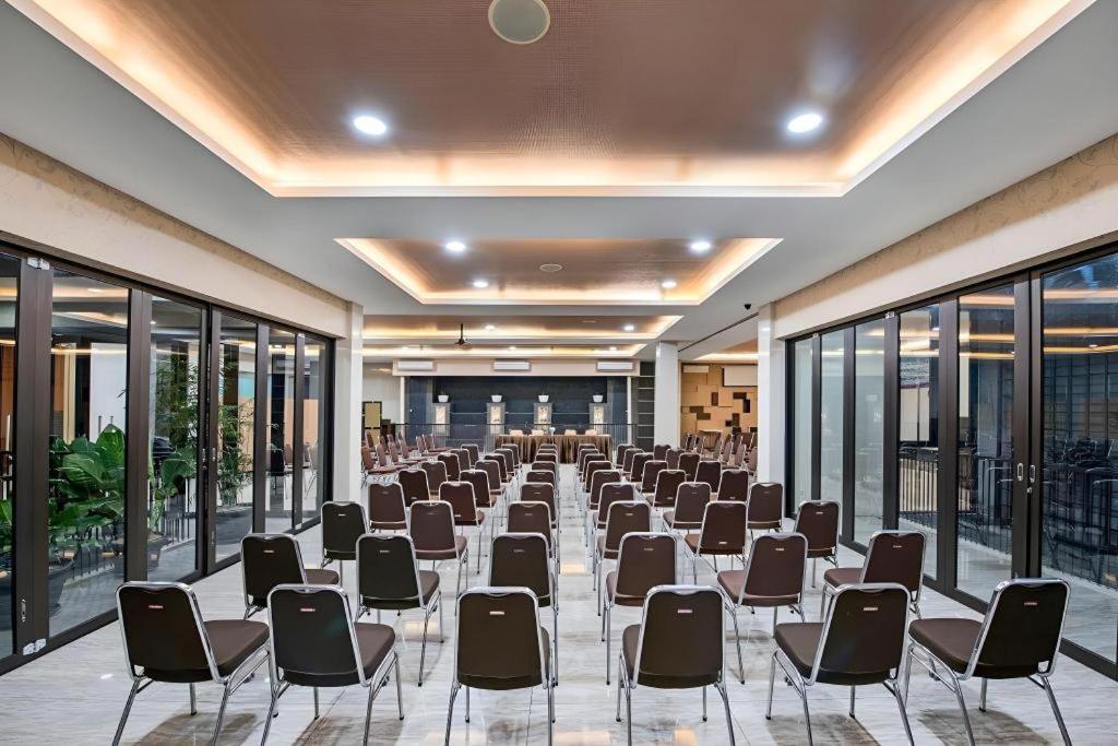 Lotus Hotel Subang Dış mekan fotoğraf