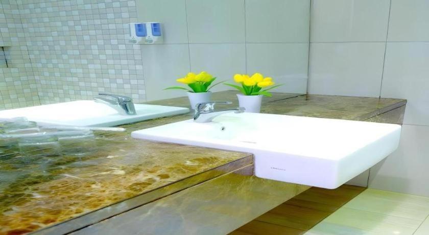 Lotus Hotel Subang Dış mekan fotoğraf
